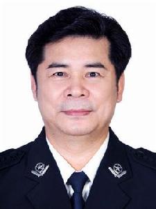 邱偉[原汕頭市副市長、市公安局局長]