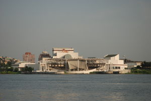 中華人民共和國駐象牙海岸共和國大使館