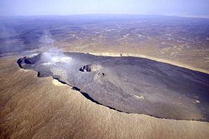 爾塔阿雷火山