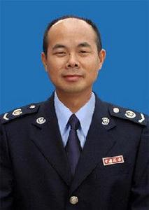 李輝[廣東省韶關樂昌市國家稅務局副局長]