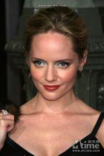 Marley Shelton