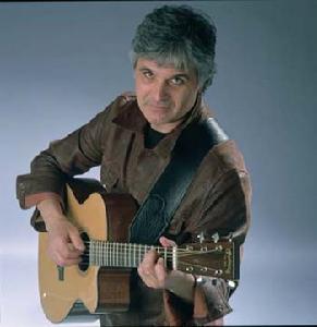 （圖）Laurence Juber