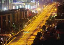 夜色下的萬家麗路高架橋