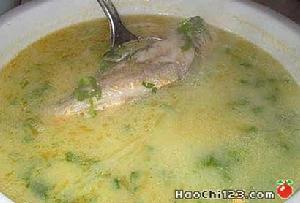 鯽魚濃湯