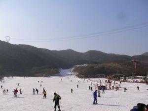 龍鳳山滑雪場