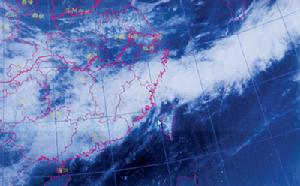 衛星雲圖顯示，濃濃的梅雨鋒帶籠罩在天空。