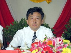 李勇毅