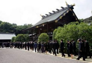 參拜靖國神社