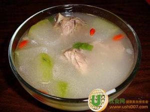 冬瓜薏仁排骨藥膳湯