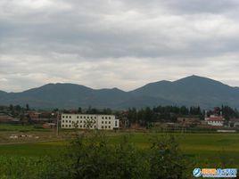 岩洞村[雲南魯甸縣文屏鎮下轄村]