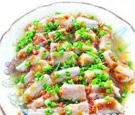 冬菜腿蓉蒸鱸魚片