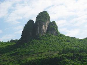 雙江景色--山上看“山”山更精。