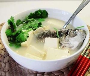 綿茵陳煲鯽魚湯