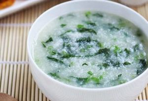 骨湯菠菜粥