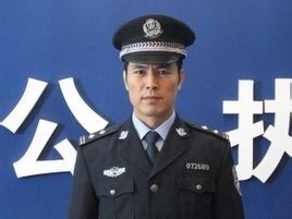 丁軍[新疆維吾爾自治區烏魯木齊市人]