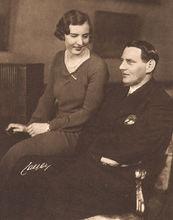 剛訂婚的弗雷德里克和英格麗德，1935年