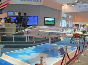 梟龍戰機亮相第八屆莫斯科航展