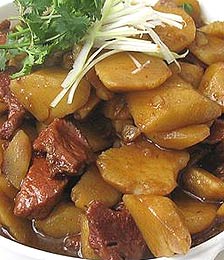 牛肉煨土豆