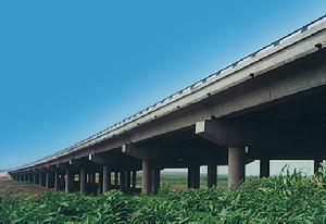 （圖）青威路乳山河大橋