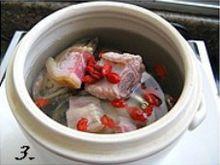 鮑魚燉湯