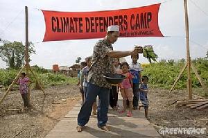 2009年綠色和平的氣候保衛站：蘇門答臘島東部的金寶半島熱帶雨林成為保護森林的新基地。