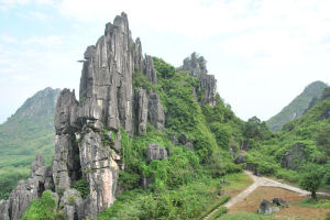 春灣石林風景區