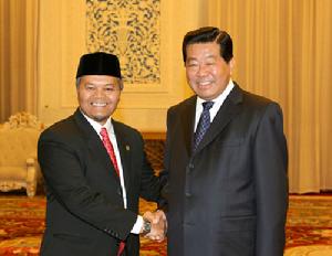 （圖）賈慶林會見印尼人民協商會議主席