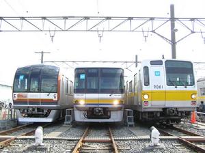 （圖）有樂町線10000系、07系與7000系電車