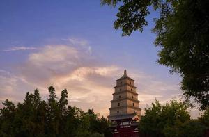 大雁塔[西安大慈恩寺佛塔]