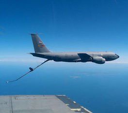 KC-135空中加油機