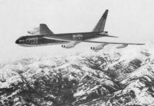 B-52B型飛越洛基山脈