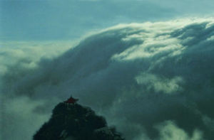 廬山雲霧