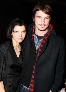 設計師Ali Hewson和Josh Hartnett