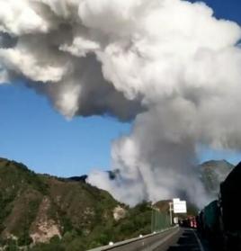 5.23河北張石高速隧道車輛燃爆事故