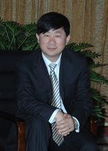 金衛東董事長(1962-)，遼寧海城人
