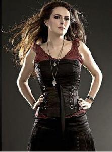 Sharon Janny den Adel