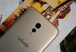 vivo Xplay6