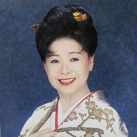 中村美律子