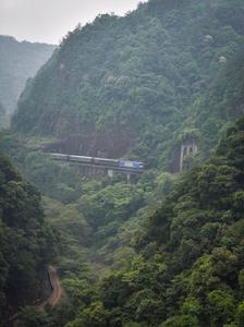 K1210運行在南鷹廈打虎坑展線上