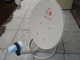 衛星電視接收器