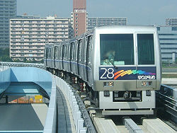 （圖）東京新交通臨海線百合鷗號列車