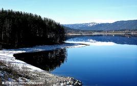 雪山湖