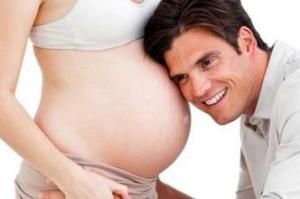 胎動頻繁正常嗎