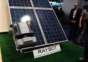 科沃斯太陽能電池板清潔機器人銳寶RAYBOT