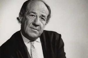 Michael Hordern