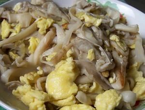 蘑菇炒雞蛋