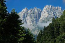 雷古雪山