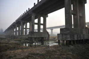 河南“橋堅強”