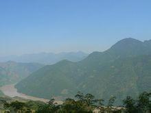 龍潭村[雲南省臨滄市雲縣大朝山西鎮下轄村]