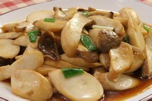 鮑魚菇蚝油炒美生菜